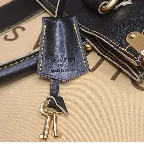 SOLD Louis Vuitton Vintage   2003 RARE SAHALI          LEATHER 'LE FABULEUX - Picture 8 of 15